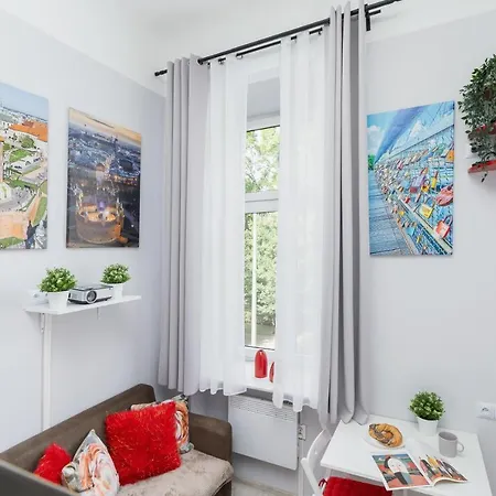 Apartment Studio Dietla Cracow By Renters