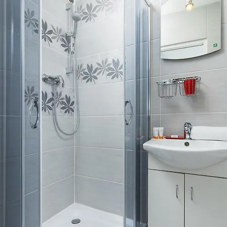 Apartment Studio Dietla Cracow By Renters *